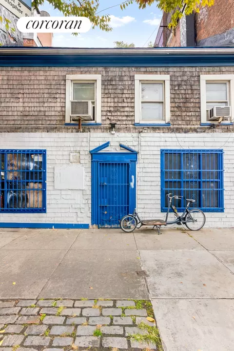 392 West St, New York, NY 10014