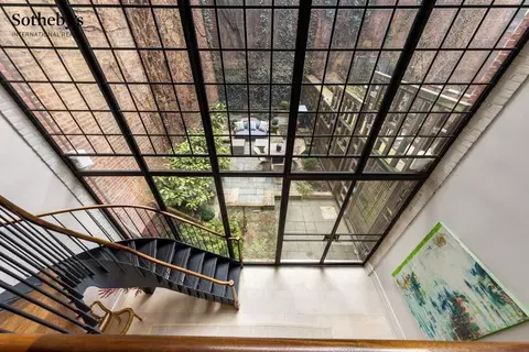 164 E 70th St, New York, NY 10021
