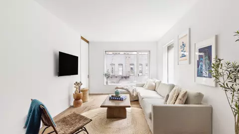 345 W 14th St #6C, New York, NY 10011