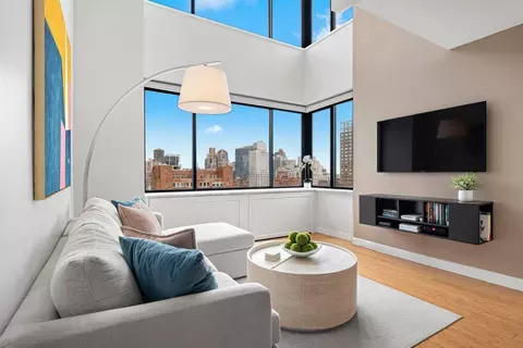 300 E 62nd St #2103, New York, NY 10065