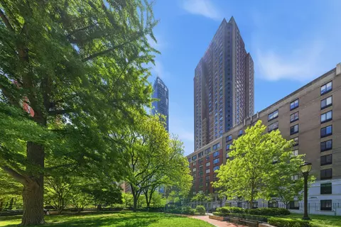 200 Rector Pl #7-C, New York, NY 10280