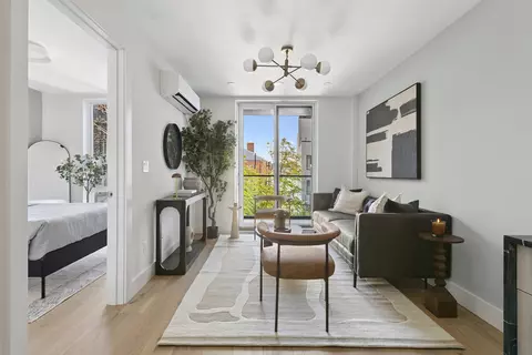 1811 Menahan St #3R, Ridgewood, NY 11385