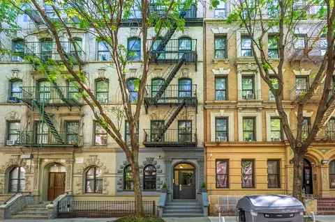 555 W 149th St #1, New York, NY 10031