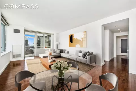 225 E 34th St #17B, New York, NY 10016
