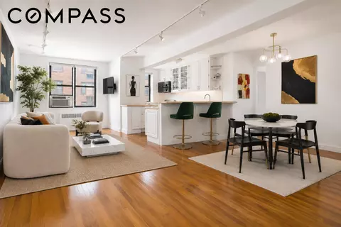 60 E 9th St #428, New York, NY 10003