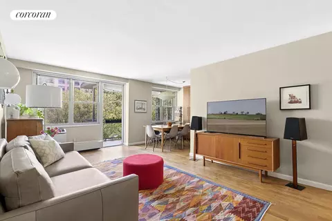 303 W 66th St #5HE, New York, NY 10023