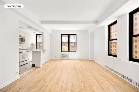 161 W 16th St #6G, New York, NY 10011