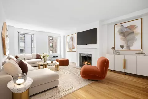40 W 55th St #5A, New York, NY 10019