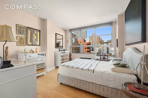 5-09 48th Ave #4Q, New York City, NY 11101