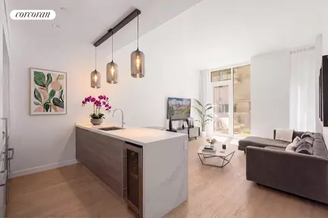 505 W 43rd St #9C, New York, NY 10036