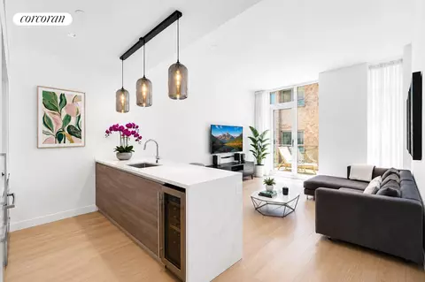 505 W 43rd St #9C, New York, NY 10036
