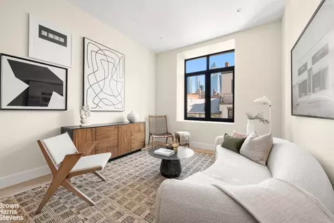 435 W 19th St #4C, New York, NY 10011