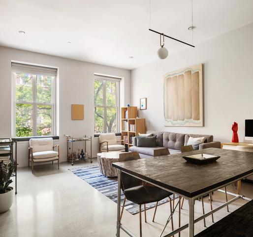 224 E 14th St #2, New York, NY 10003