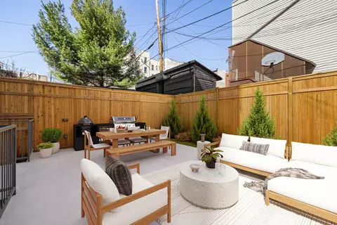 Exterior - 109 Devoe St #GARDEN2, Brooklyn, NY 11211 photo 1 of 2