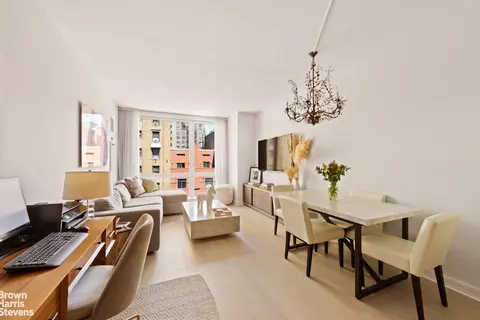 200 W End Ave #6B, New York, NY 10023