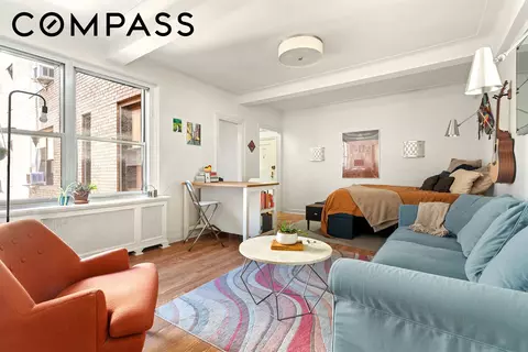 70 Remsen St #7F, Brooklyn, NY 11201