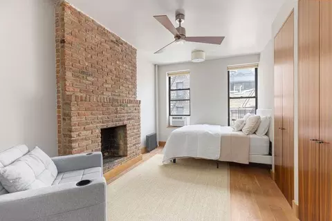 22 Cornelia St #12, New York, NY 10014