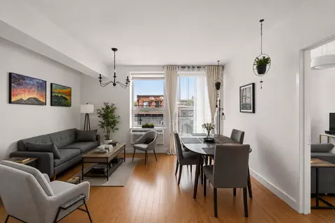 5-43 48th Ave #3-C, New York City, NY 11101
