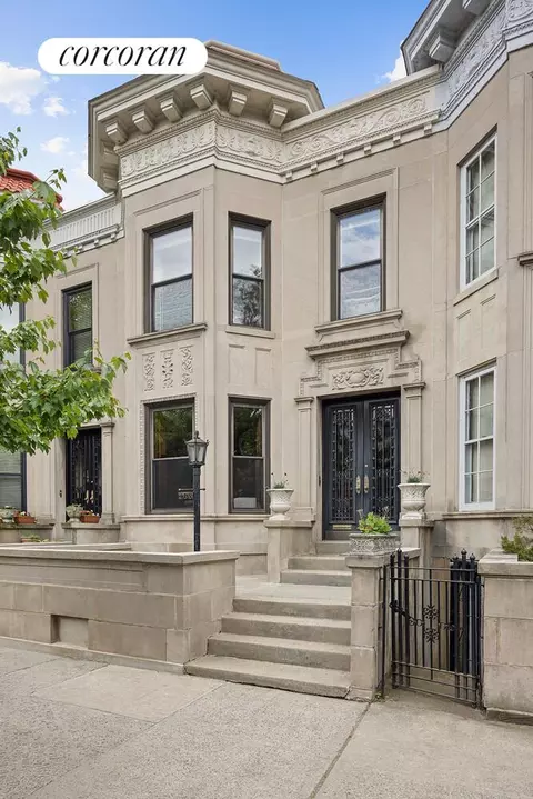 166 Maple St, Brooklyn, NY 11225