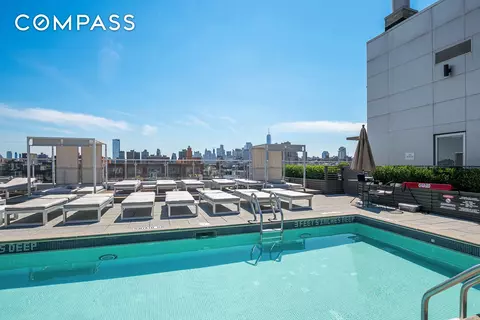 425 E 13th St #3K, New York, NY 10009
