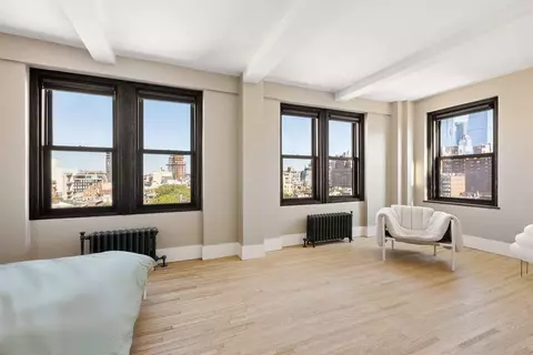 365 W 20th St #12C, New York, NY 10011