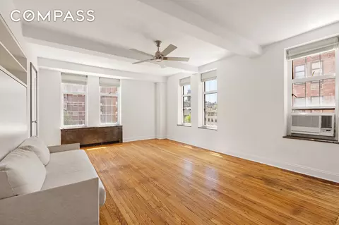410 W 24th St #6B, New York, NY 10011