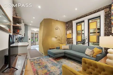 149 W 12th St #36, New York, NY 10011