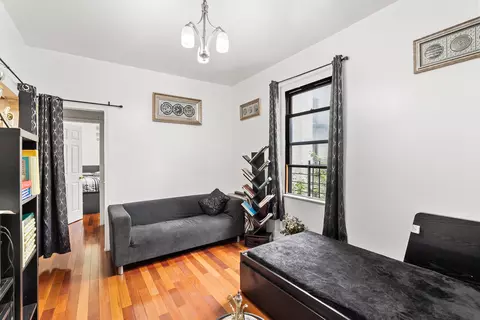21-05 33rd St #21-58 35TH ST. 4G, New York City, NY 11105