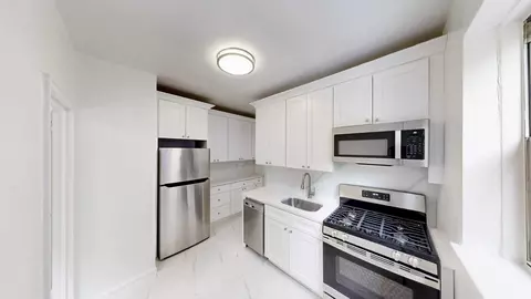 Kitchen - 915 E 17th St #207, Brooklyn, NY 11230 photo 3 of 3