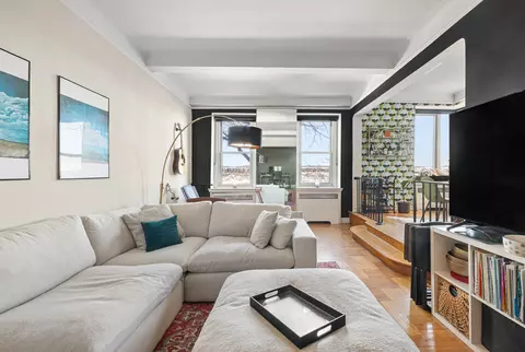 250 Cabrini Blvd #1A, New York, NY 10033