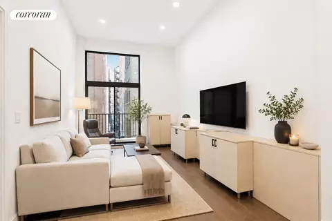 372 5th Ave #4M, New York, NY 10018