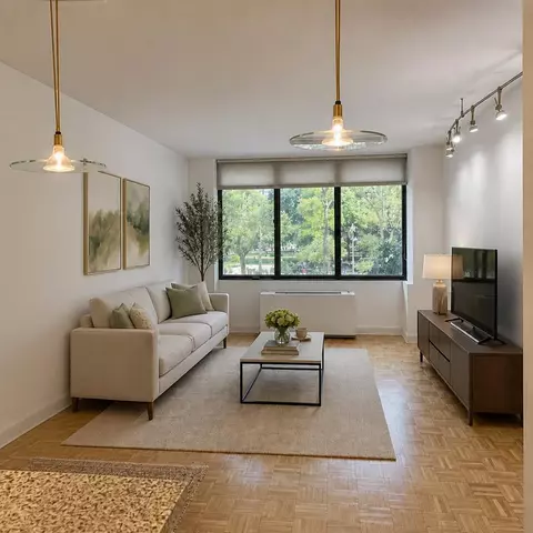 5 E 22nd St #3-M, New York, NY 10010