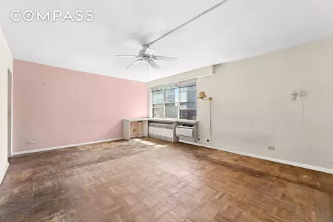 300 E 71st St #15D, New York, NY 10021