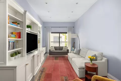 808 Broadway #3K, New York, NY 10003