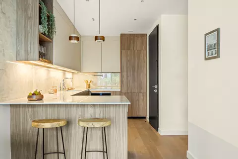 21 Lefferts Pl #2R, Brooklyn, NY 11238