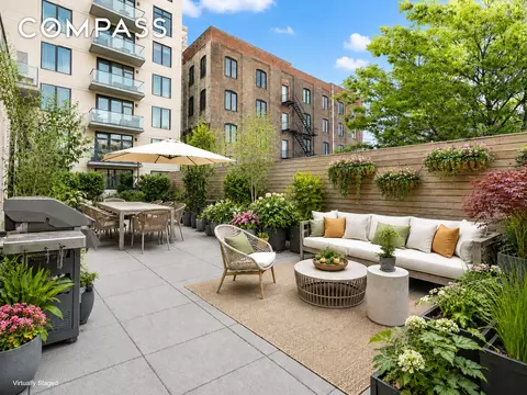 308 N 7th St #2F, Brooklyn, NY 11211