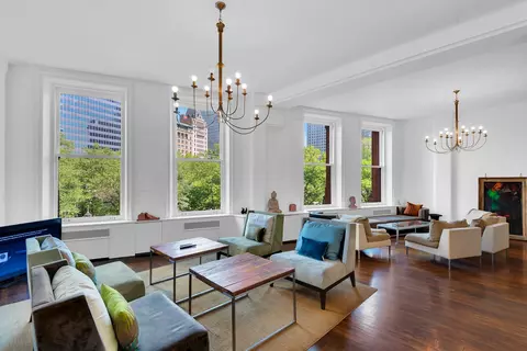 145 Nassau St #3C, New York, NY 10038