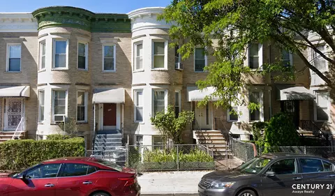 900 Brooklyn Ave, Brooklyn, NY 11203
