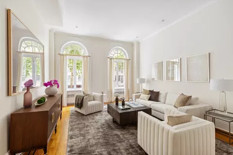127 E 81st St, New York, NY 10028