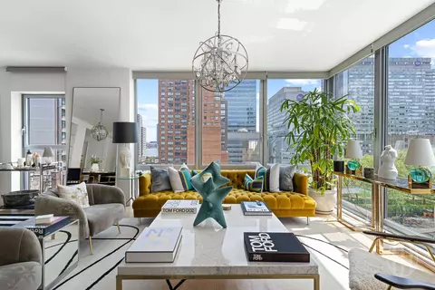 303 E 33rd St #9E, New York, NY 10016
