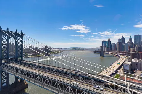 252 South St #22-C, New York, NY 10002