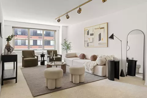 370 E 76th St #A506, New York, NY 10021