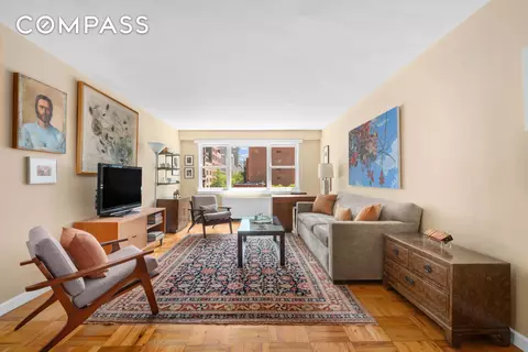 101 W 12th St #5J, New York, NY 10011