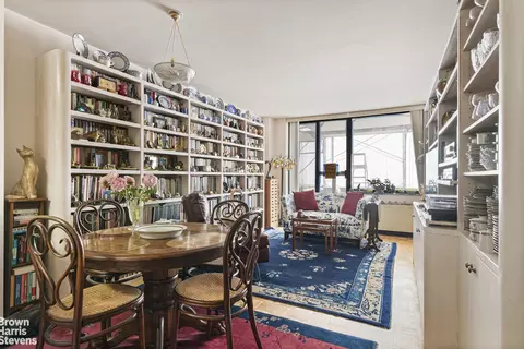 171 E 84th St #6H, New York, NY 10028