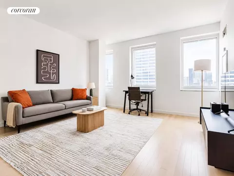 70 W 45th St #31D, New York, NY 10036