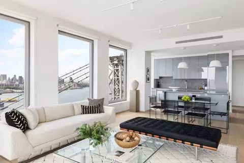 8 S 4th St #34C, Brooklyn, NY 11249