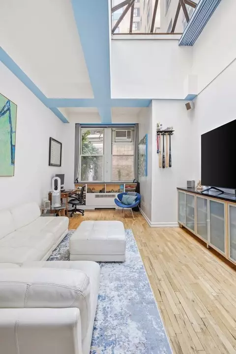 4 Lexington Ave #1M, New York, NY 10010
