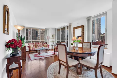 200 E 89th St #9B, New York, NY 10128