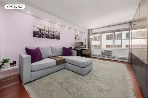 153 E 57th St #8C, New York, NY 10022