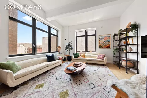 242 S 1st St #4D, Brooklyn, NY 11211